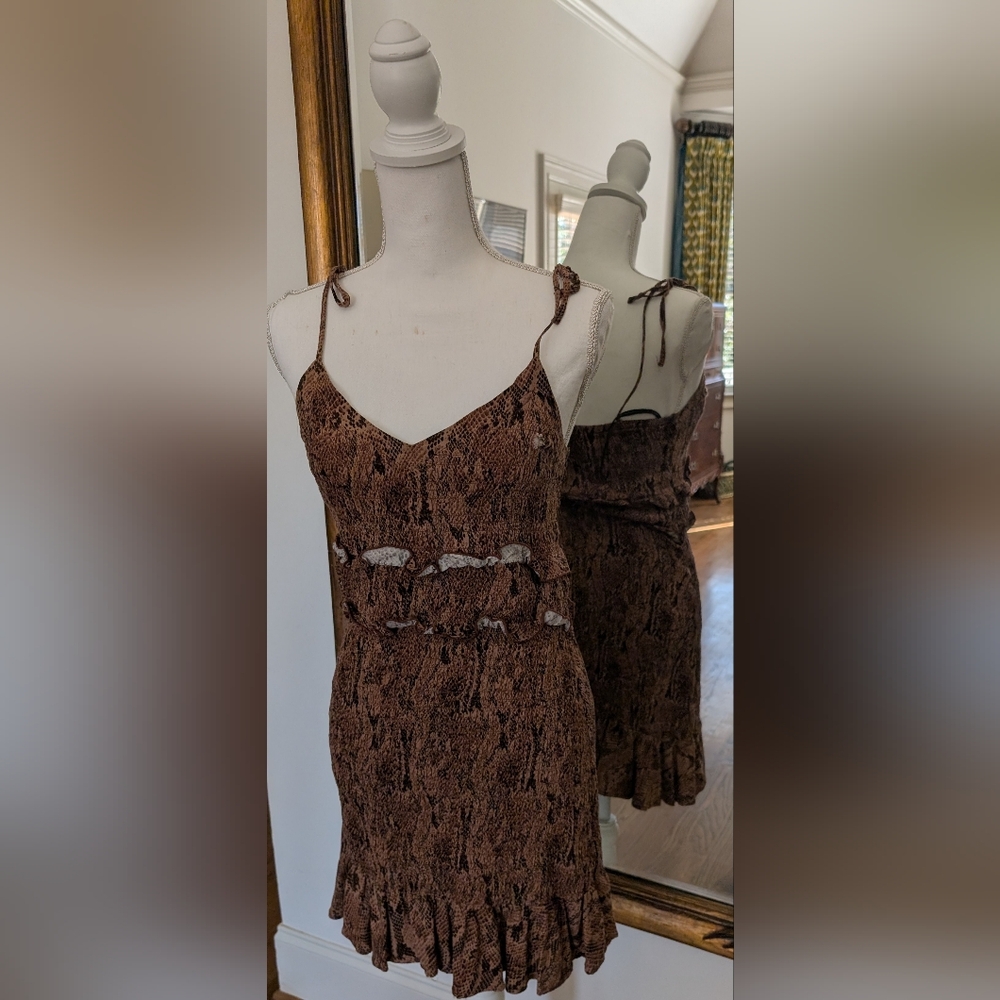 Express Brown Textured Mini Dress - Picture 3 of 6